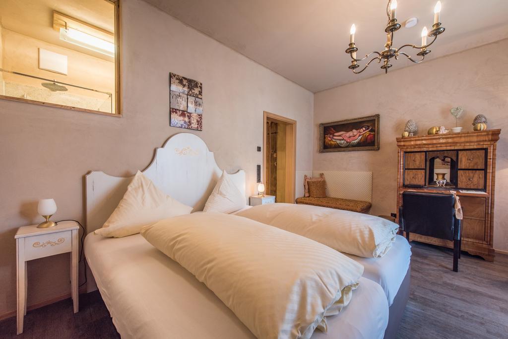 Landhotel Und Gasthof Hirsch Huettenreute Hosskirch Екстер'єр фото