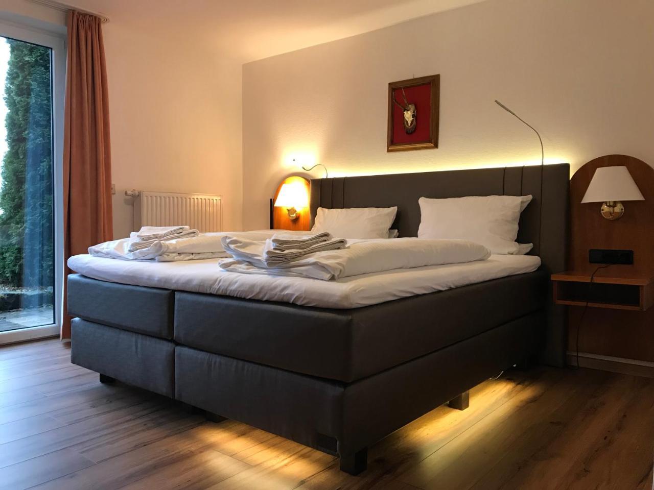 Landhotel Und Gasthof Hirsch Huettenreute Hosskirch Екстер'єр фото